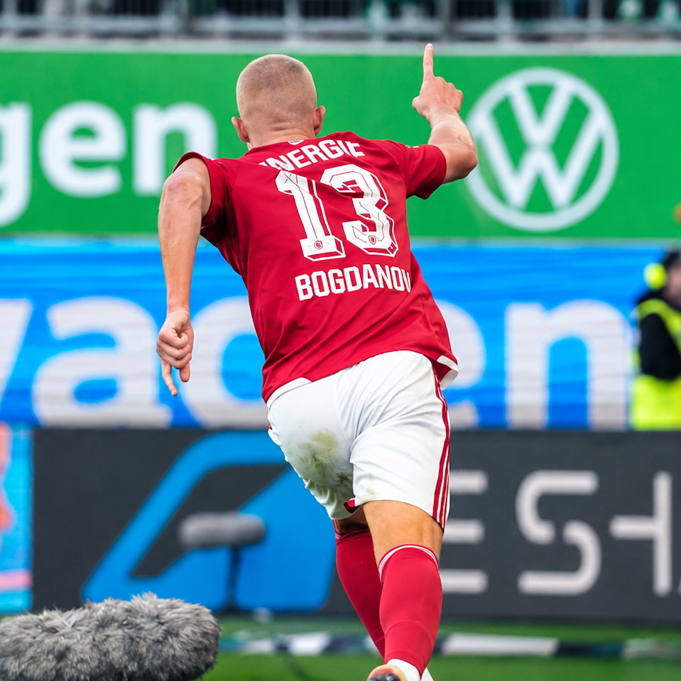 Energie Cottbus forward Dmytro Bogdanov celebrates during the 4:4 comeback against VfL Wolfsburg at the Volkswagen Arena on 5 September 2026.